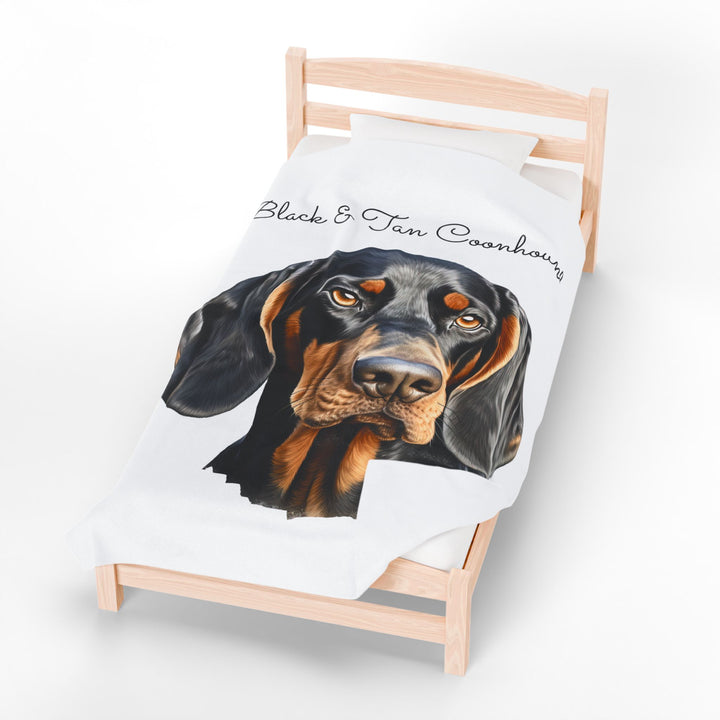 Black and Tan Coonhound Velveteen Plush Blanket with White Background - 3 Sizes available cozy throw dog lover - Pet mom gift